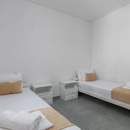 Emanouela'S Apartement In The Center Of Adamas Exterior photo