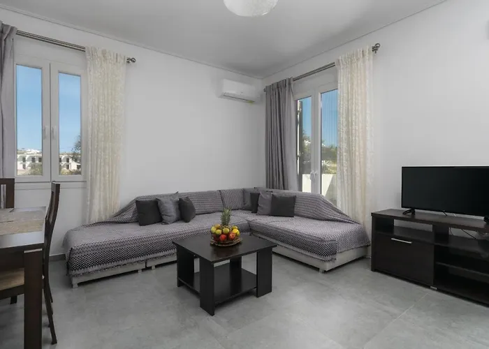 Emanouela\'S Apartement In The Center Of Adamas