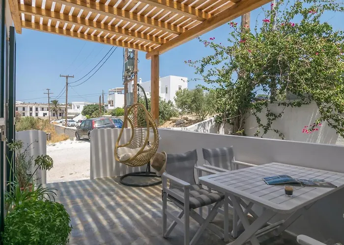 Emanouela\'S Apartement In The Center Of Adamas