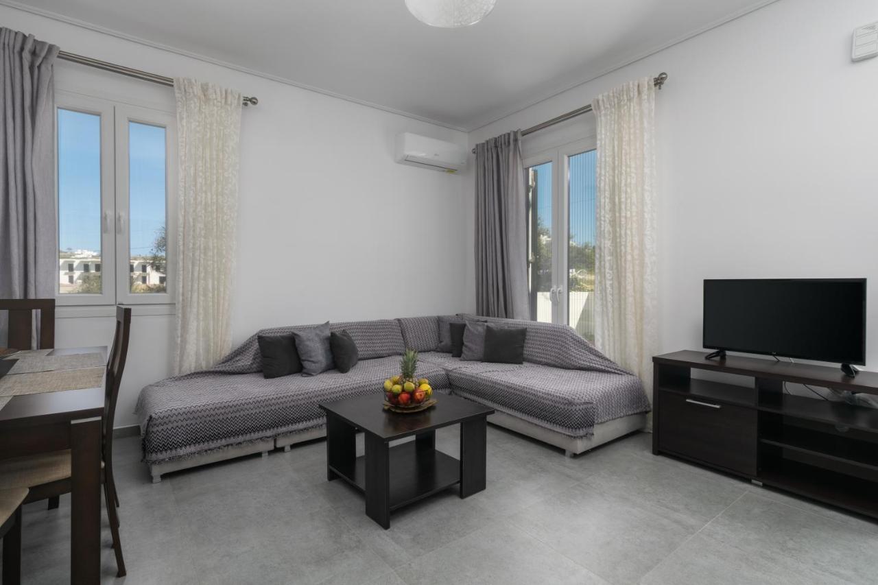 Emanouela's In The Center Of Apartment *